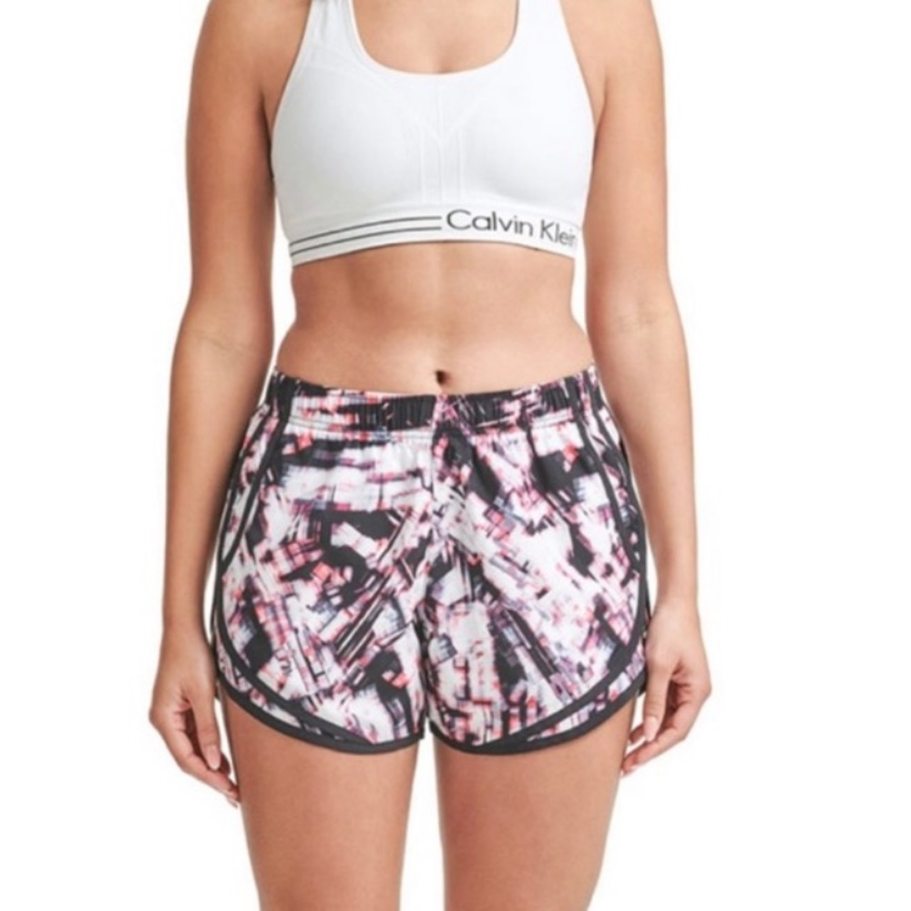 NWOT Calvin Klein Performance || Woman Printed Running Shorts size XXL
